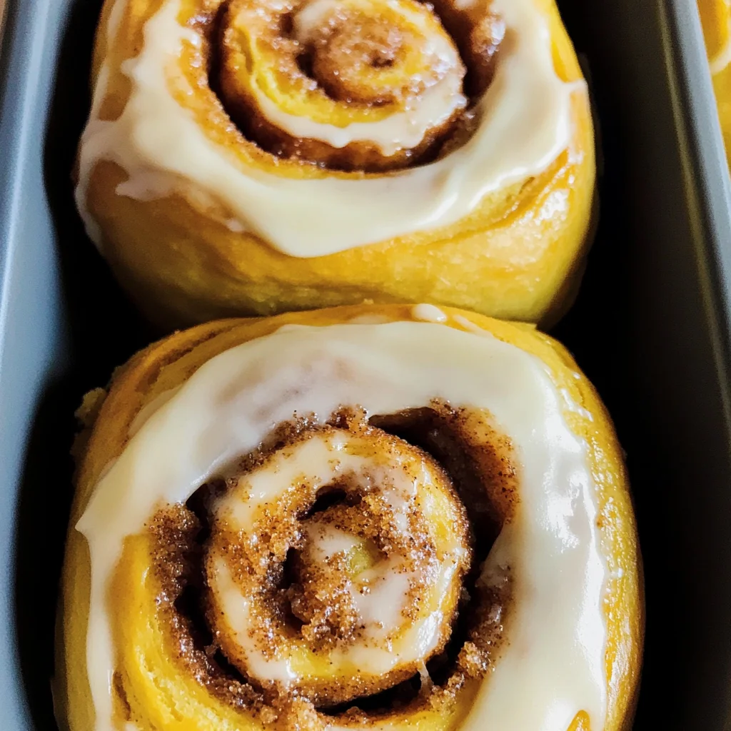 Pumpkin Cinnamon Rolls